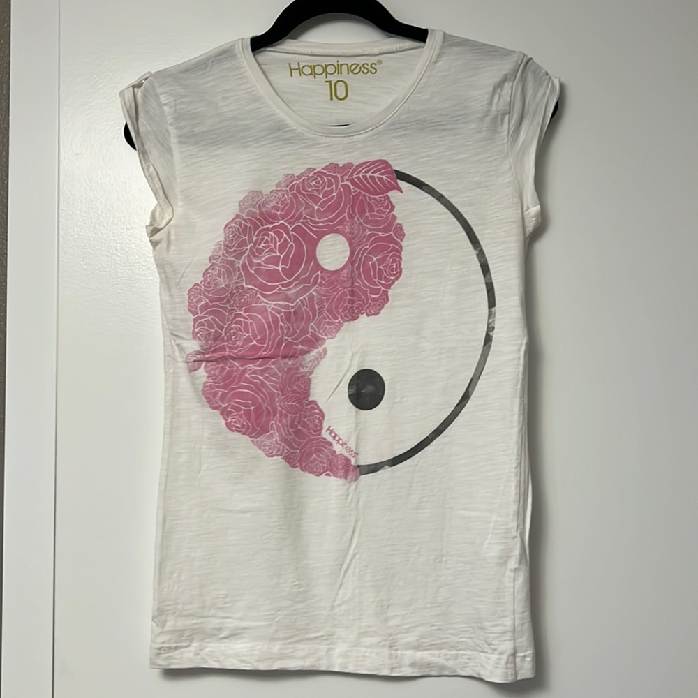 Rose yin and yang summer tank.